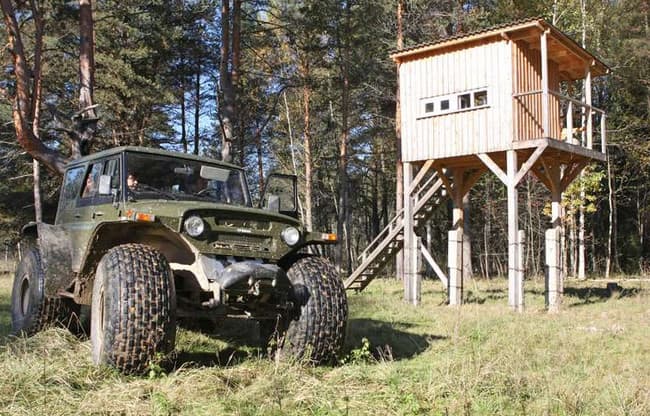 Вышка для охоты на кабаны