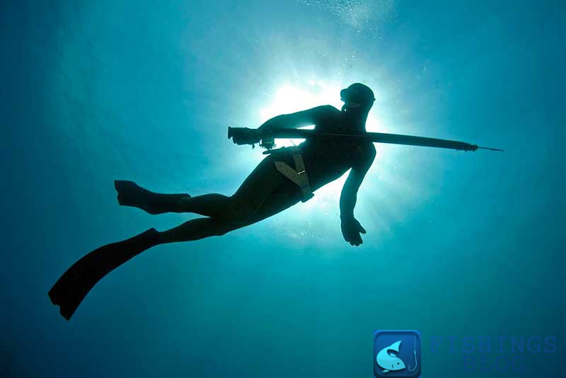 подводный охотник