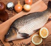 Сазан, запеченный в духовке в фольге