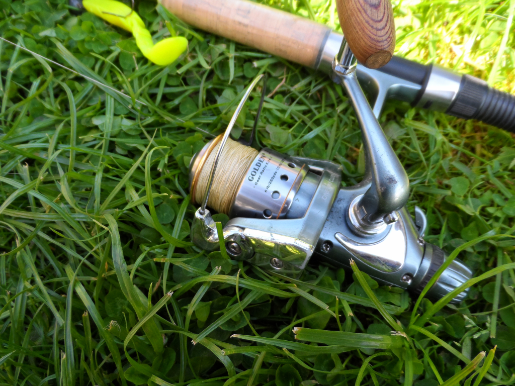 Катушка для ловли судака на спиннинг подойдет любая, фото