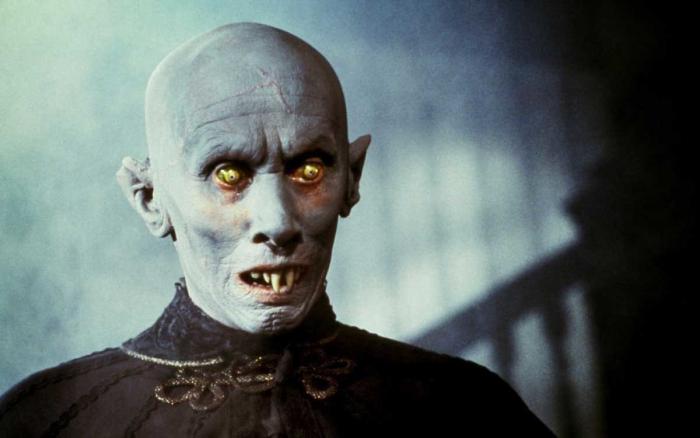 Кто такой Вампир, чем питается, откуда появился и как охотится