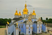 Михайловский Златоверхий Восставший из руин