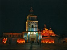 Колокольня Михайловского собора И наступает вечер