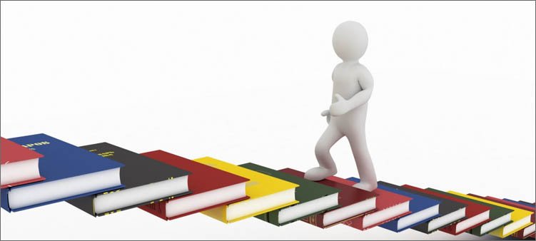 человечек-поднимается-по-лестнице-из-книг