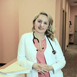 Виктория Попова