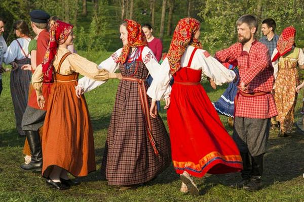 Народные приметы на Красную горку в 2021 году