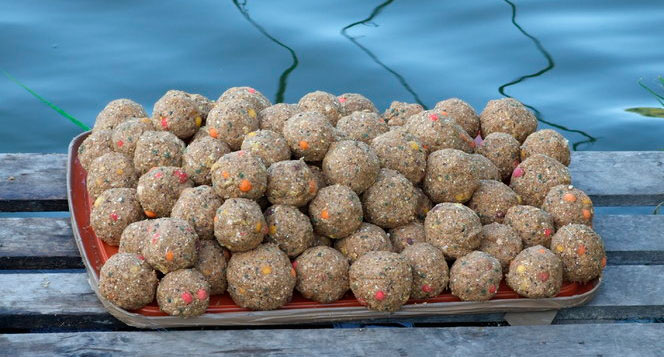 delaem-prikormki-dlya-zimnej-rybalki-svoimi-rukami-recepty-sovety-i-otzyvy