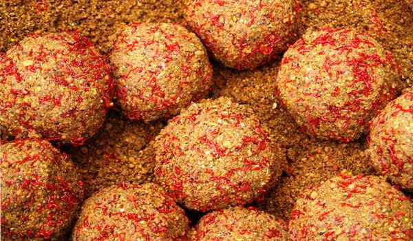 prikormka_dlja_okunja_svoimi_rukami