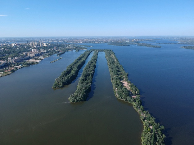 Днепр, Гребной канал