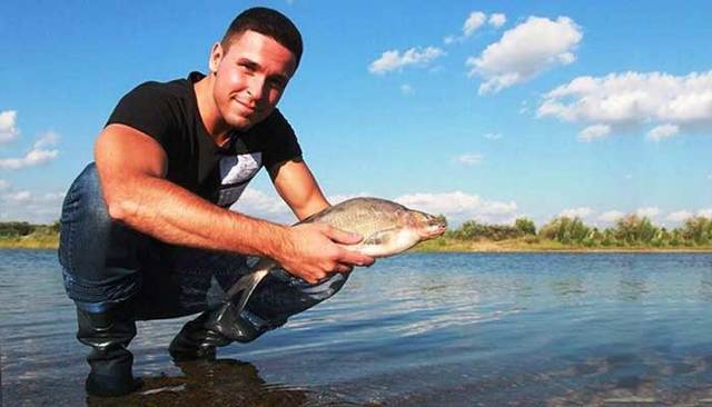 График клева рыбы: на что ловить рыбу и какую, как клюет рыба и где