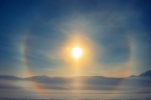 вечерняя луна