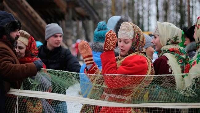 Народные гуляния