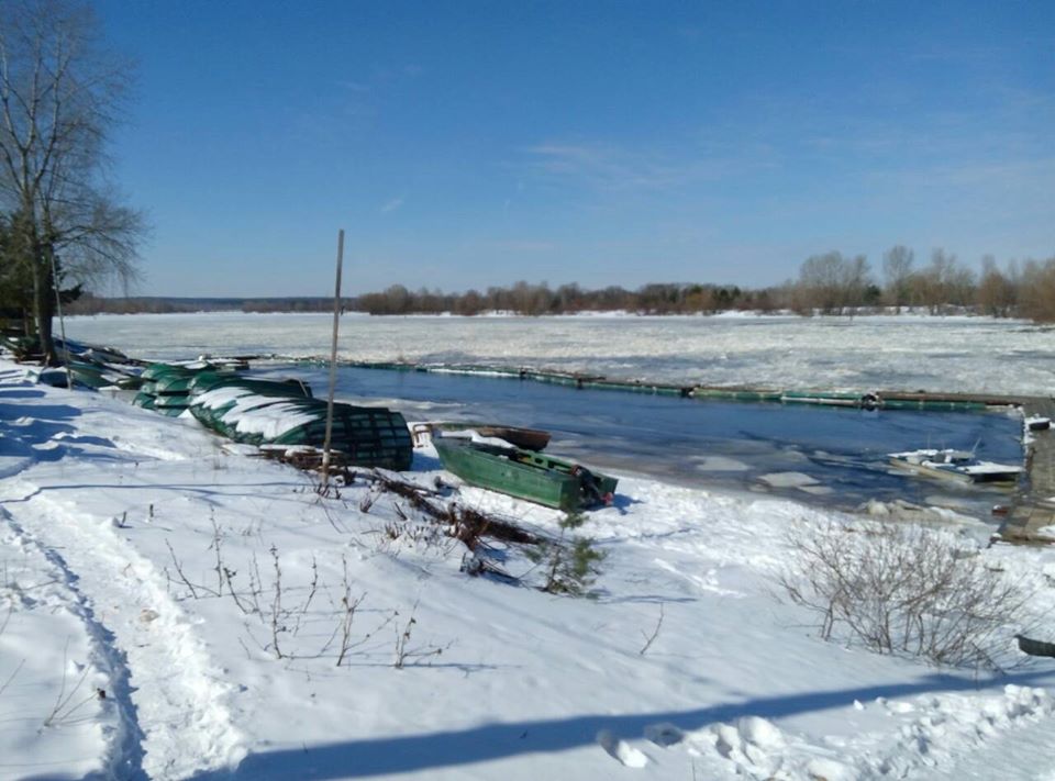 Зимняя рыбалка на Днепре на базе отдыха &laquo;Изумрудная&raquo;