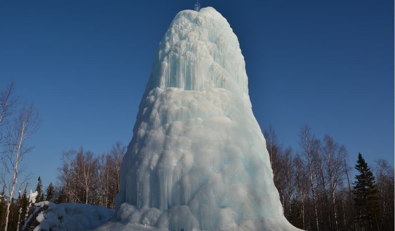 Ледяной фонтан