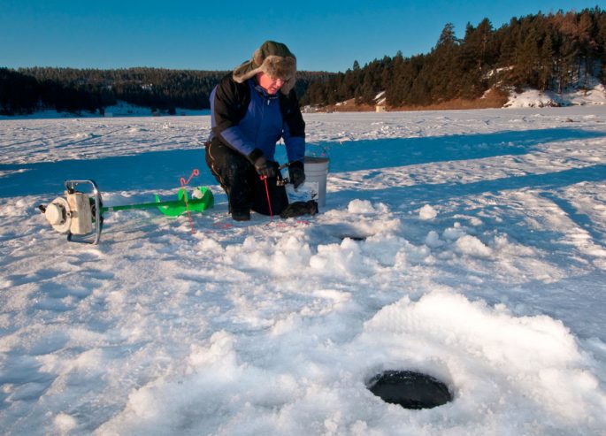 Уровень давления для зимней рыбалки