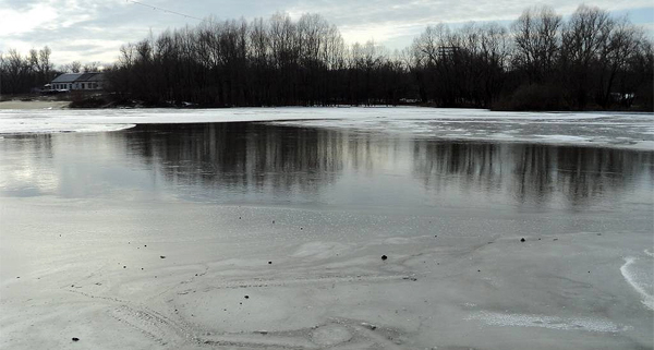 Мартовская река