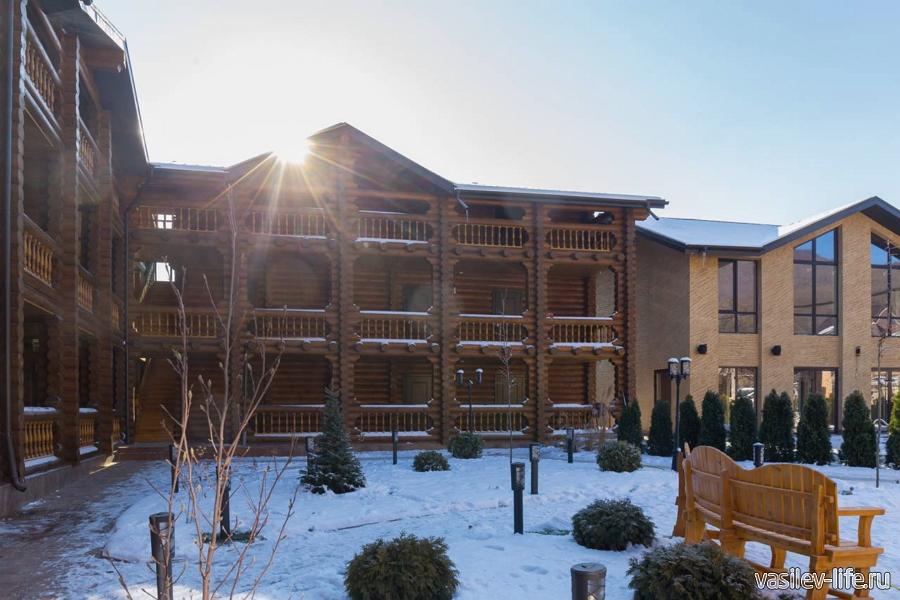 Отель &laquo;Династия&raquo;, Хамышки