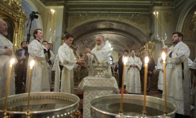 Служба в церкви