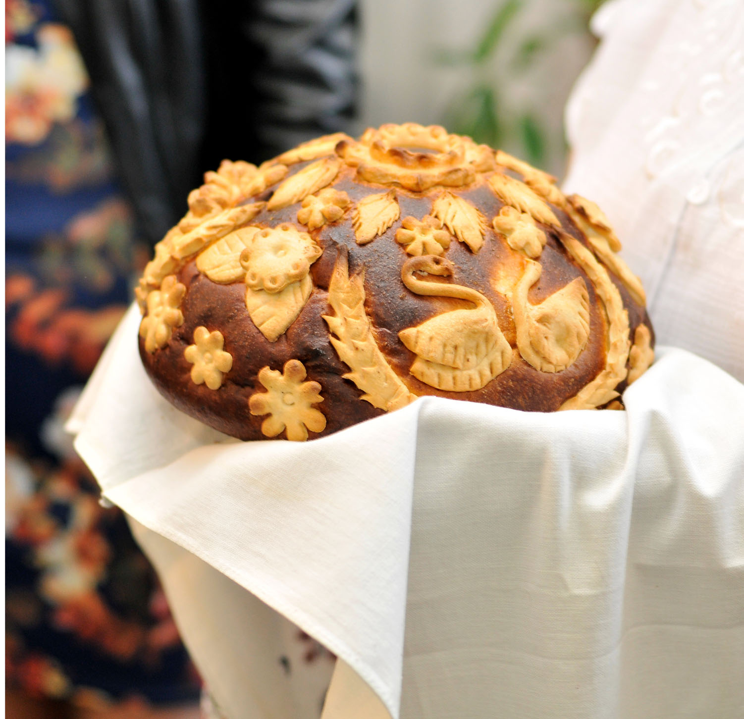 каравай как примета