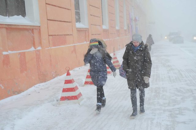 Борьба с обострениями остеохондроза при переменах погоды