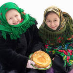 Девочки с блинами