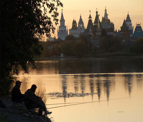 Клев рыбы, когда клюет рыба, влияние погоды на клев, влияние луны на клев, влияние солнца на клев, когда клюет сазан, когда клюет щука, когда клюет плотва